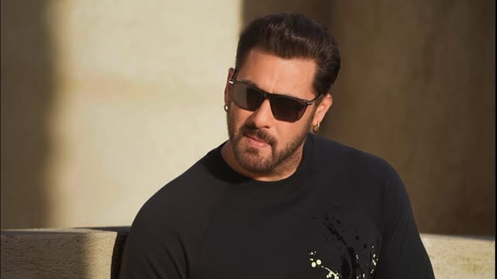 ‘When you have to rip out a band-aid, how do you do it…Slowly, no. Rapidly,' says Salman Khan on handling breakups; find out if this mindset really helps