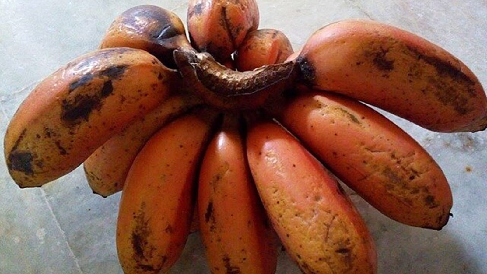 Red or yellow banana: Which should you pick for good health?