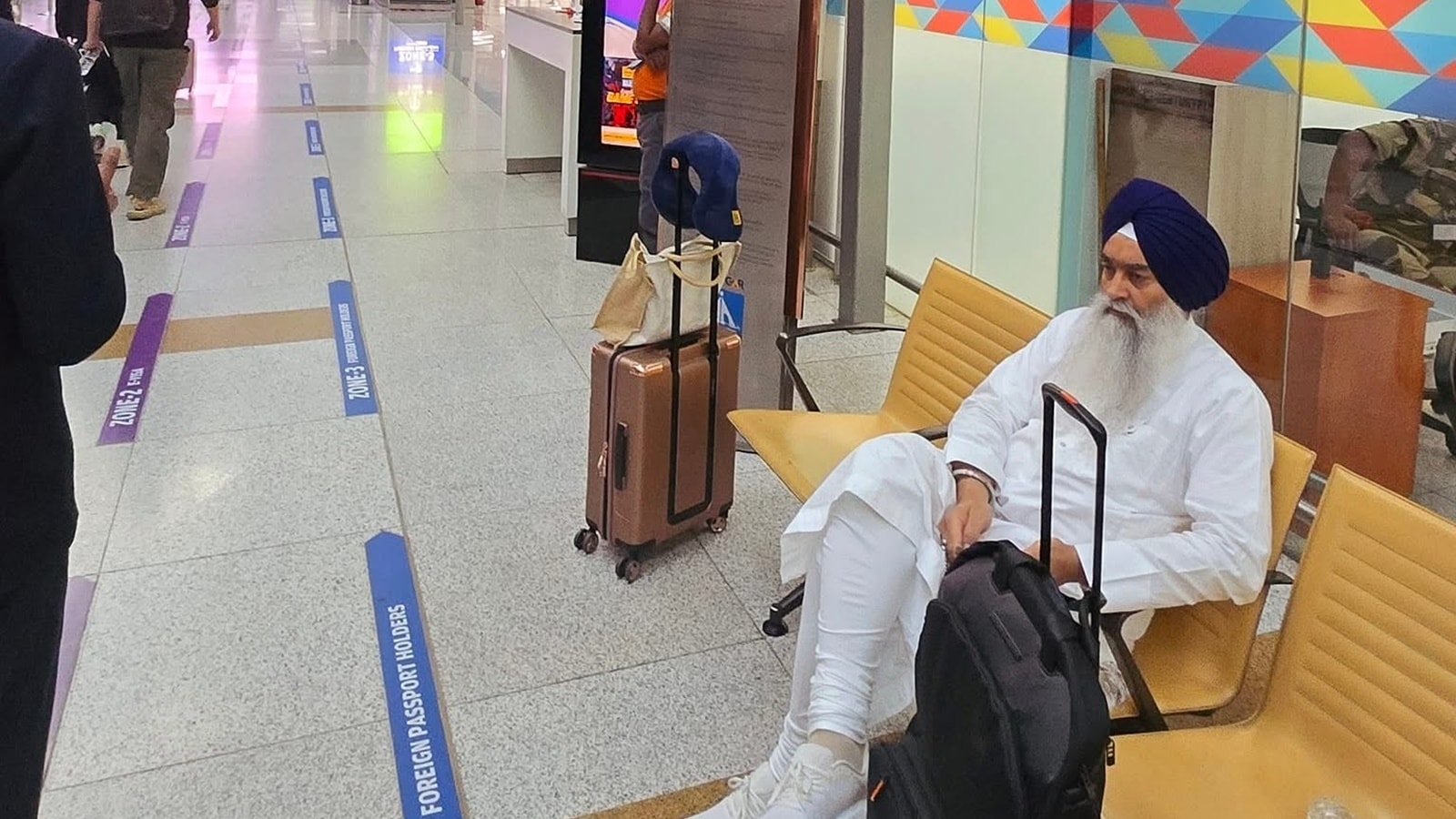‘Extremely poor seats, substandard cleanliness': Ex-Akal Takht Jathedar alleges ill-treatment by Air India staff