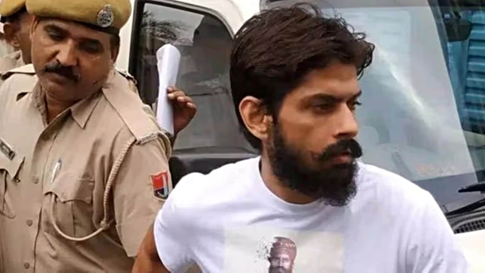 Sharpshooter of Lawrence Bishnoi gang killed in police encounter in UP's Hapur