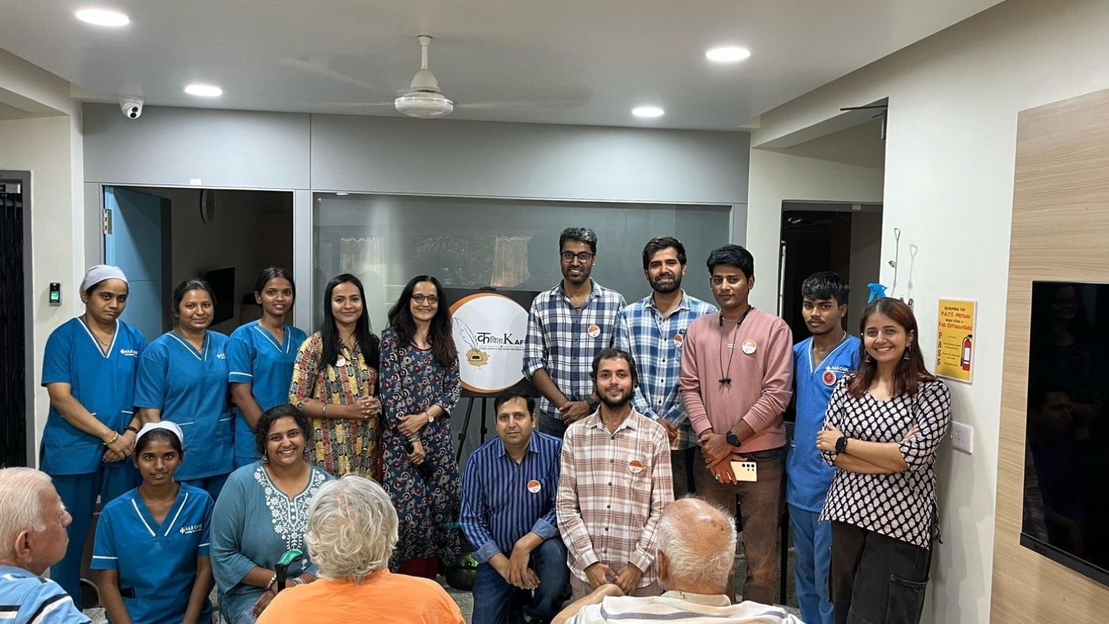 Healing Verses' therapeutic poetry, music enthral inmates of Pune old age home