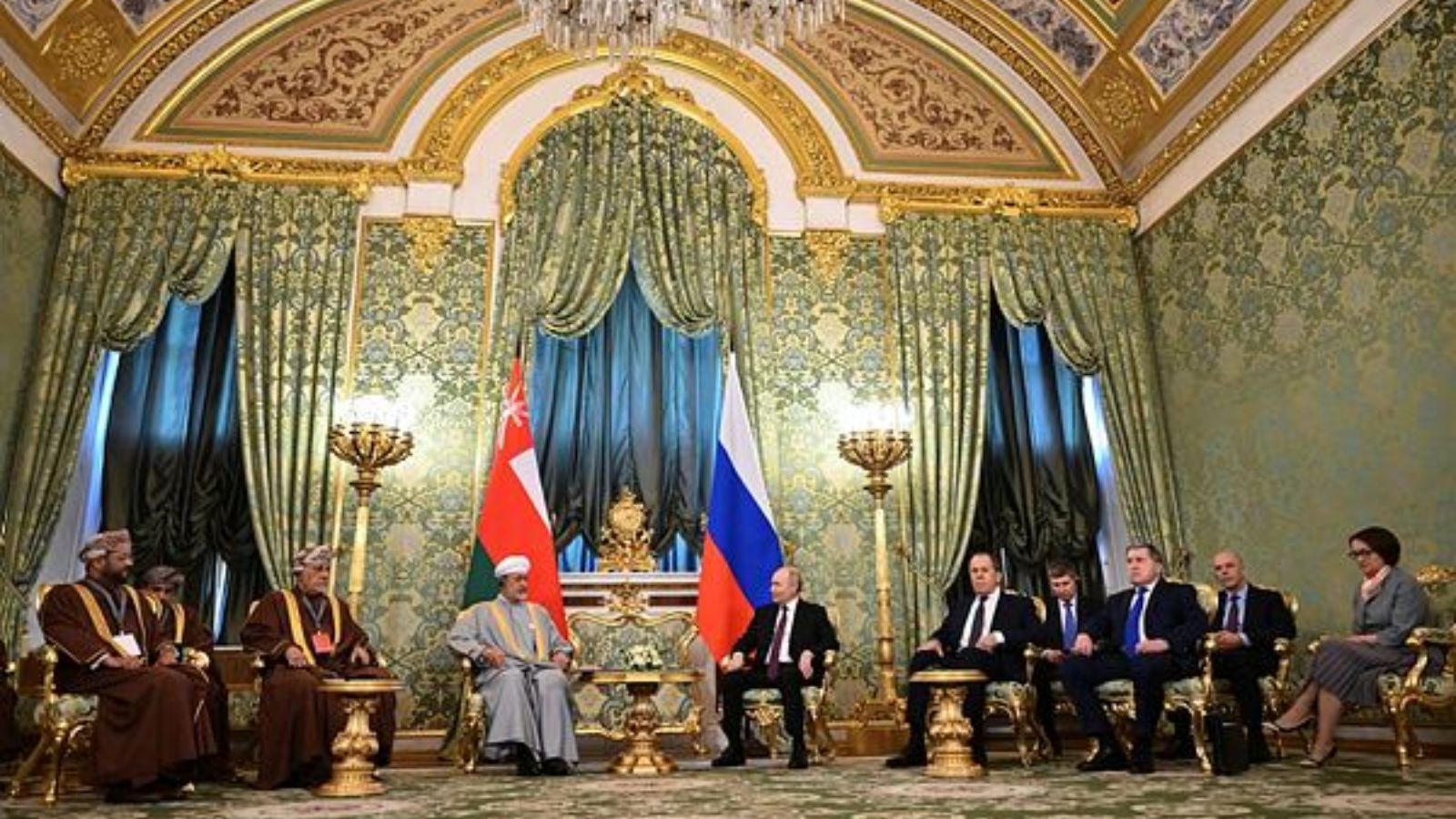 Putin discusses US-Iran nuclear talks with leader of Oman