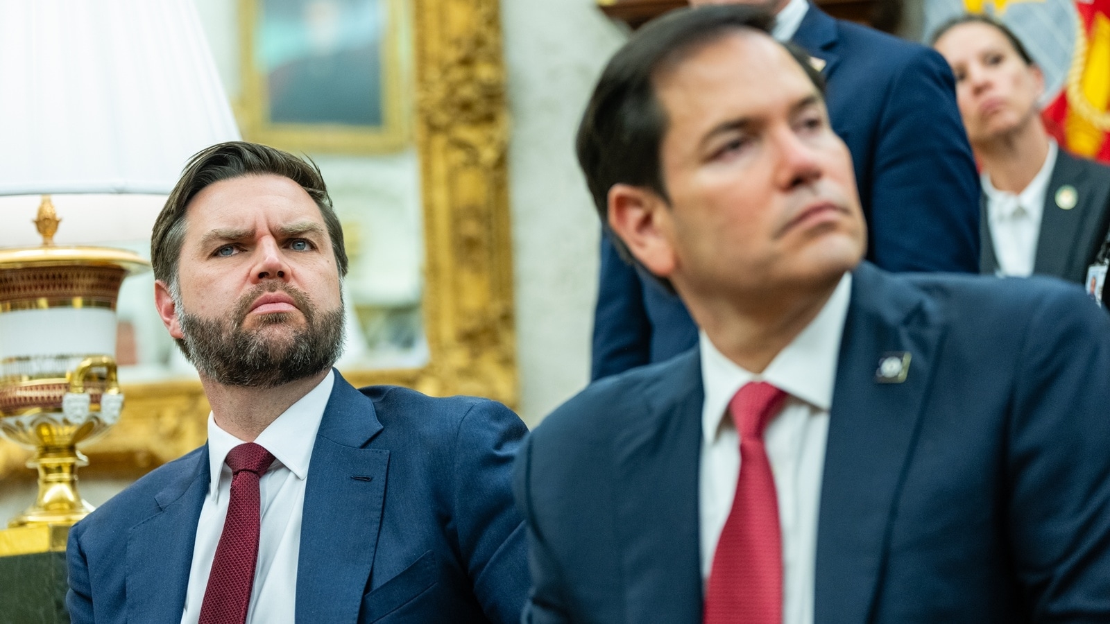 The slippery slope of political iconography
