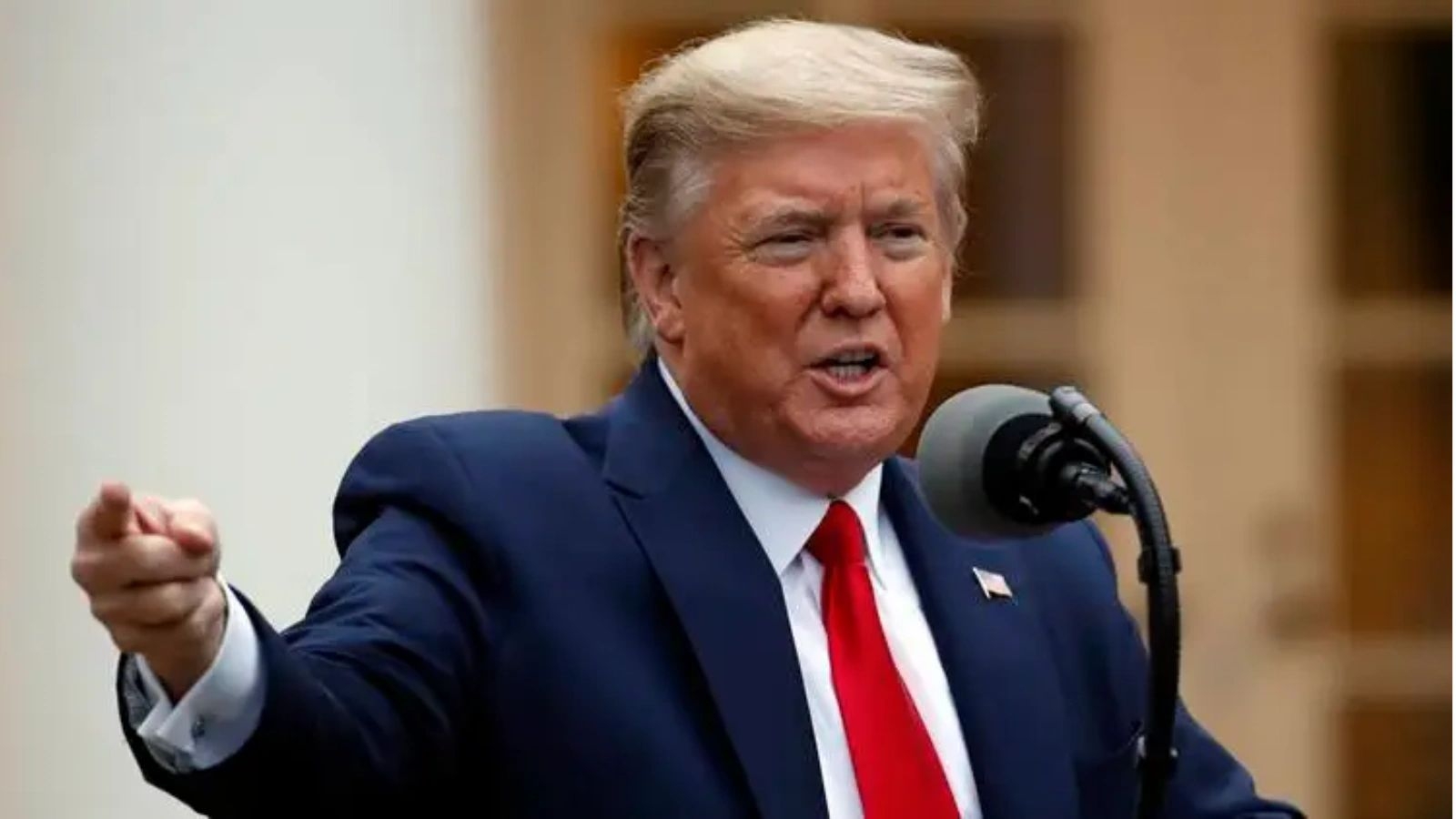 Most Americans believe Trump is serious about a third term: report