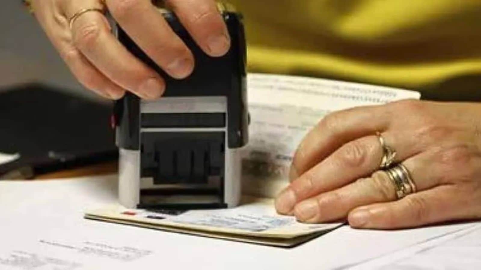 US now demands addresses, biometrics from H-1B visa applicants: Report