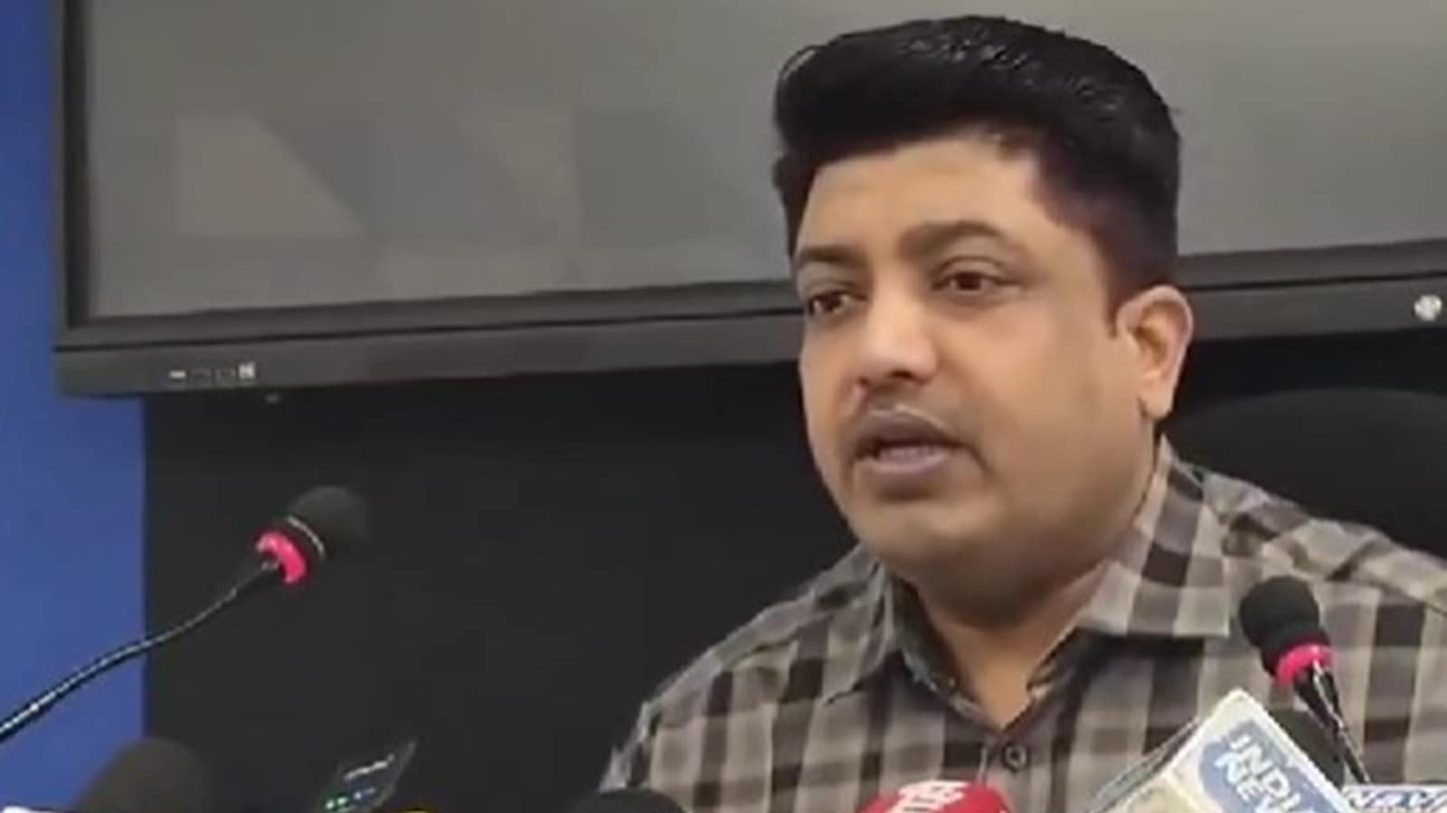 Customs official, 2 cops among 10 held as Navi Mumbai police bust international drug racket