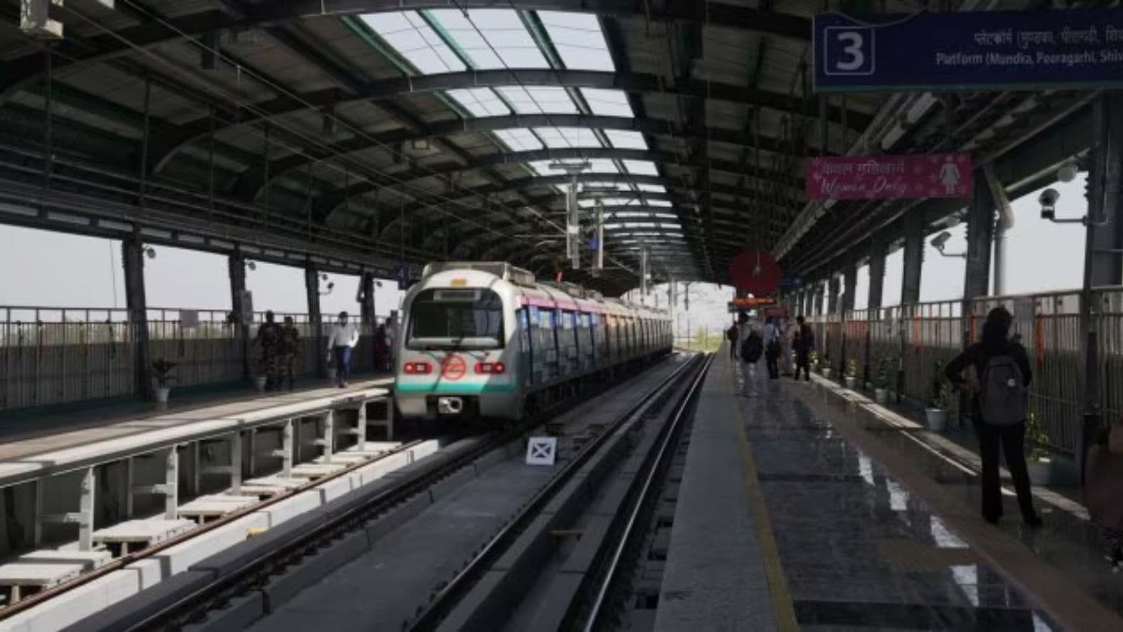 Supreme Court greenlights work of Metro Phase IV after DMRC assurance