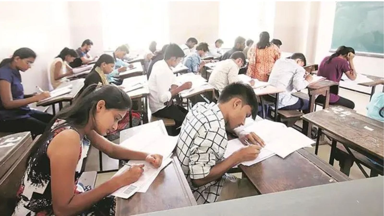 Rs 1000 per objection: Students complain of errors in MHT-CET exam, Cell asks for formal objections