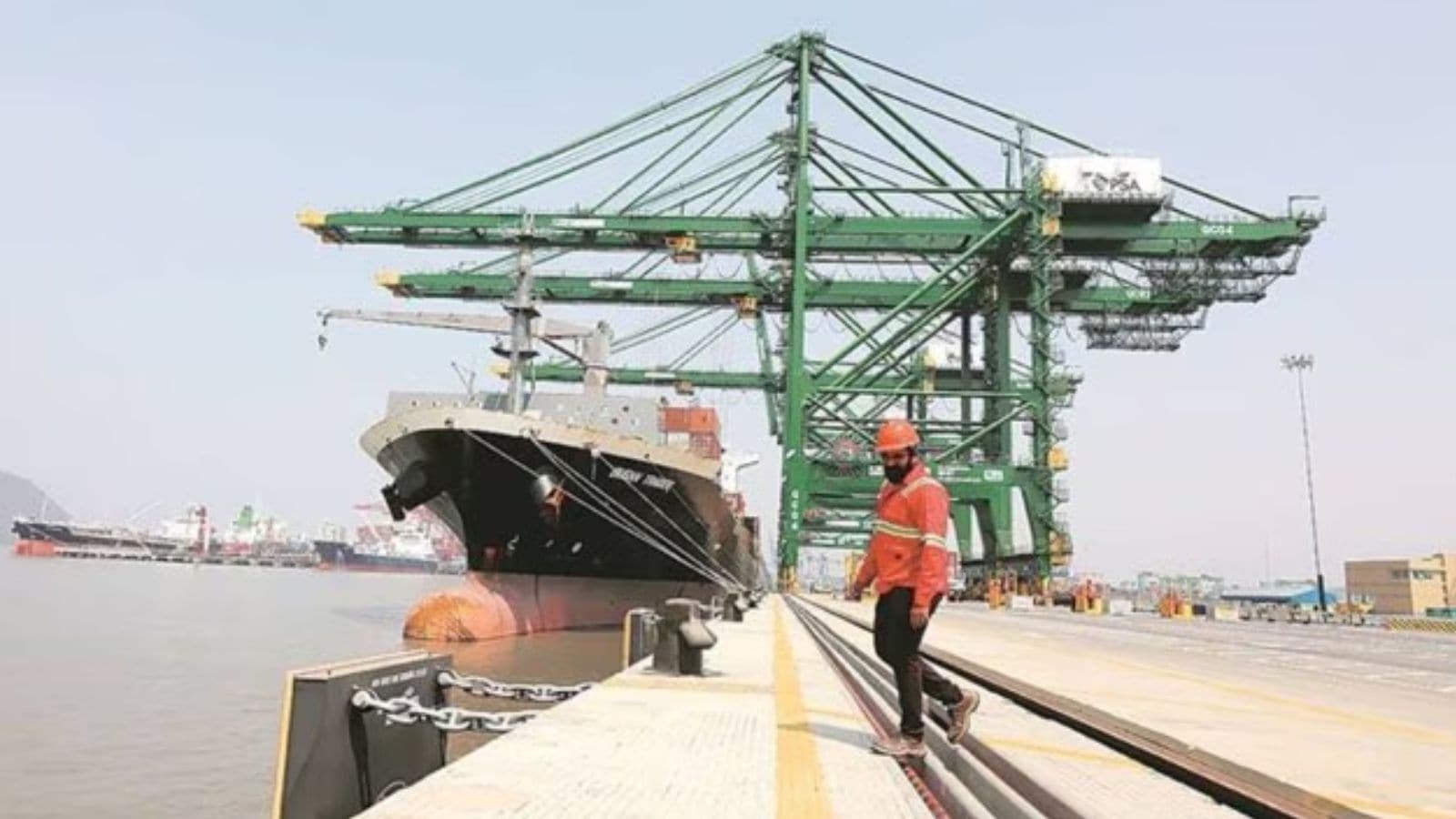 Maharashtra becomes first state to introduce dedicated policy on ship building, repair and recycling