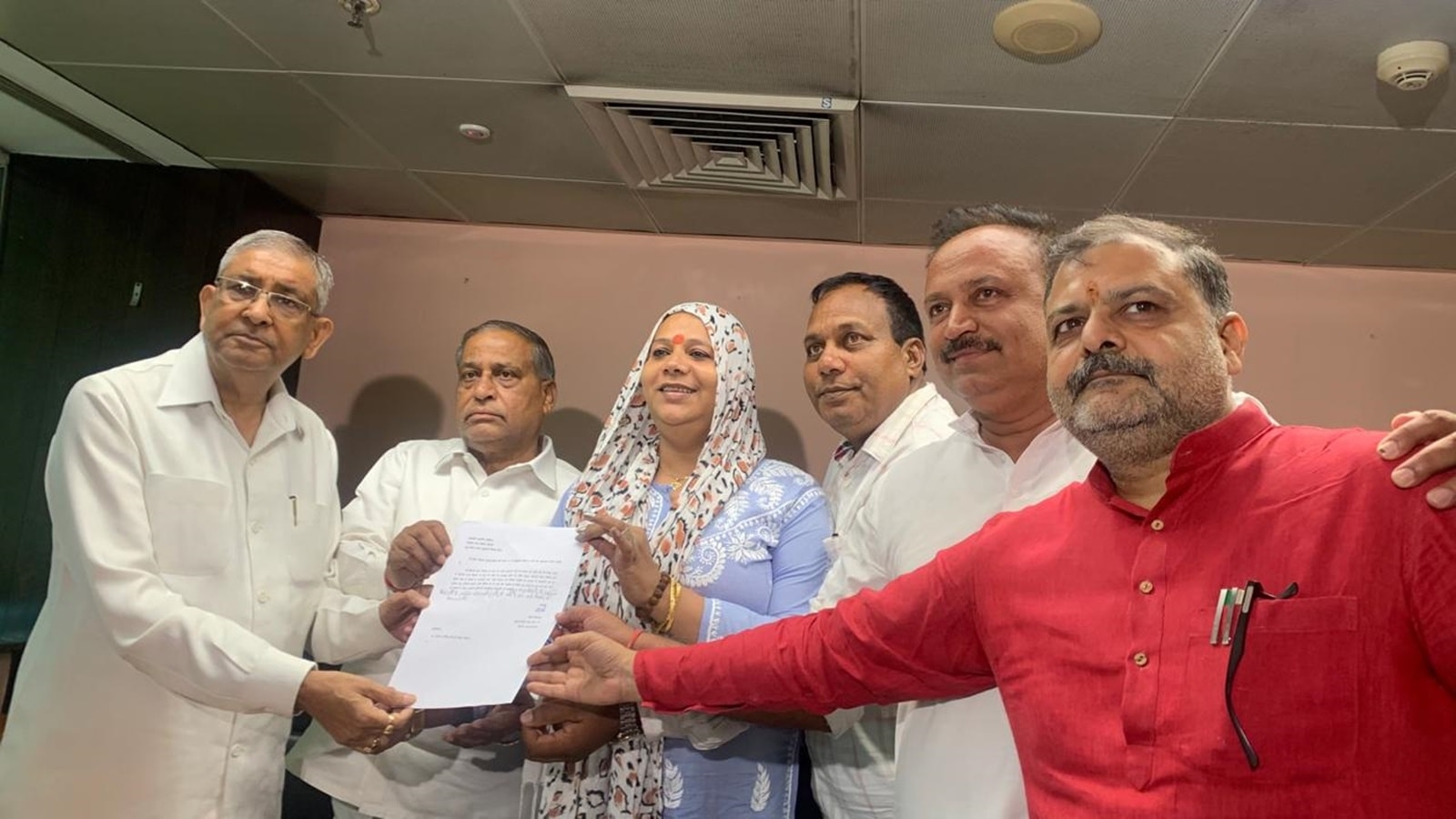 ‘AAP leaders considered me a bonded labourer': Delhi's first transgender councillor Bobi quits party