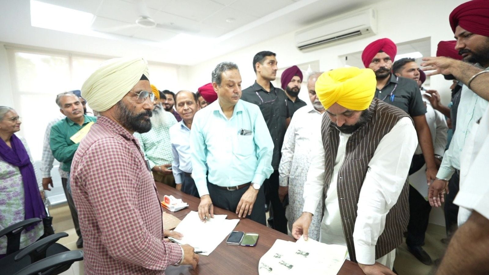9 months after effecting hike, Punjab to increase collector rates again, asks DCs for proposals
