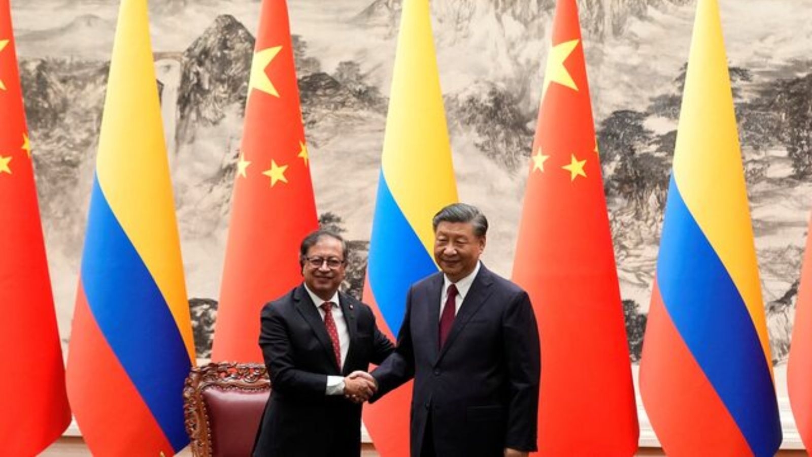 China, Colombia sign Belt and Road cooperation pact