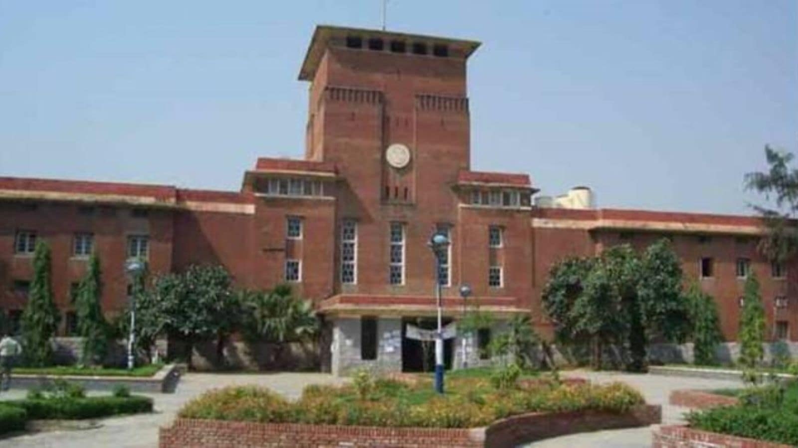 Delhi University approves MA in Hindi journalism, course to begin in 2025-26