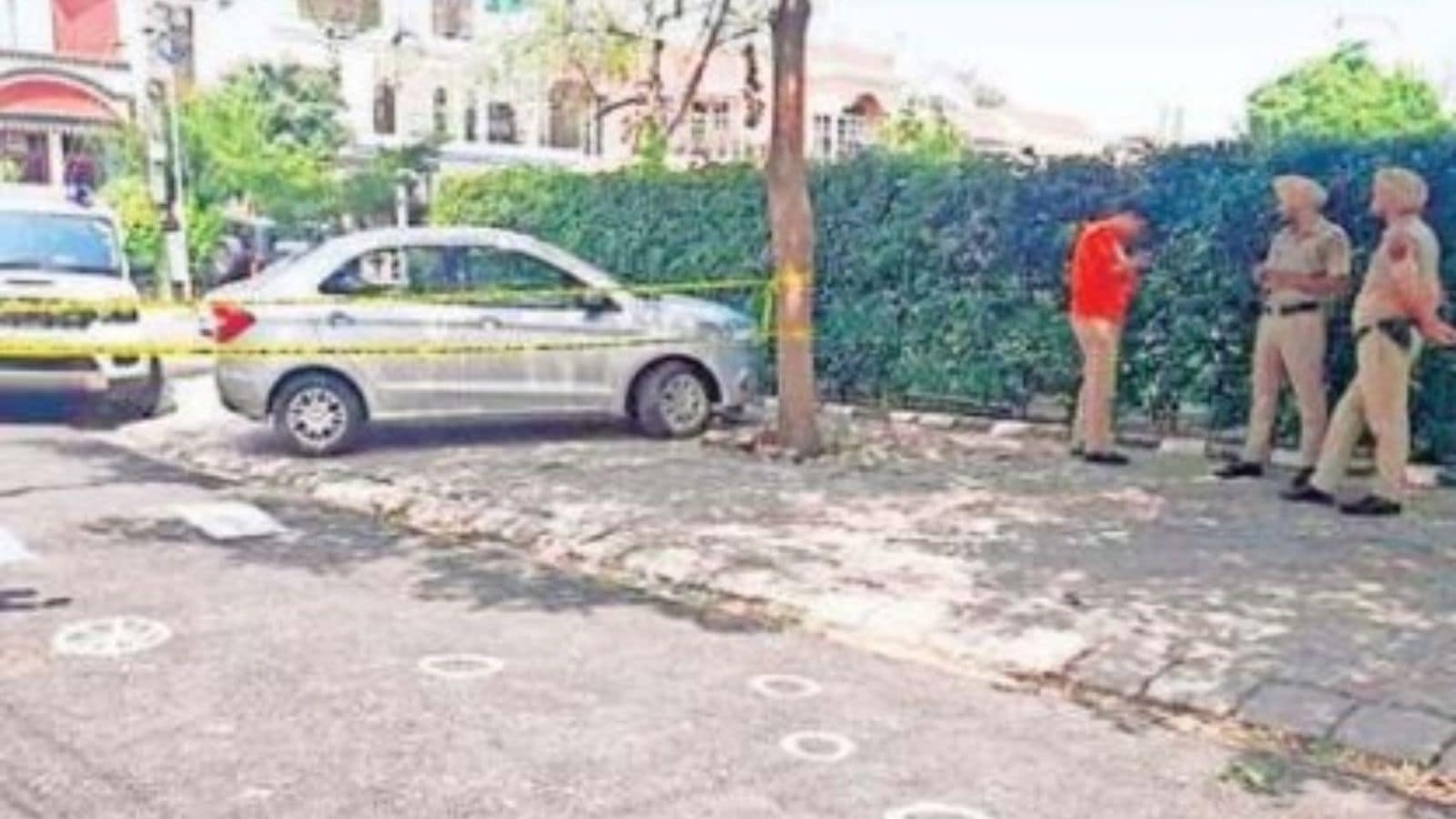 Firing outside music producer Pinky Dhaliwal's house, extortion suspected