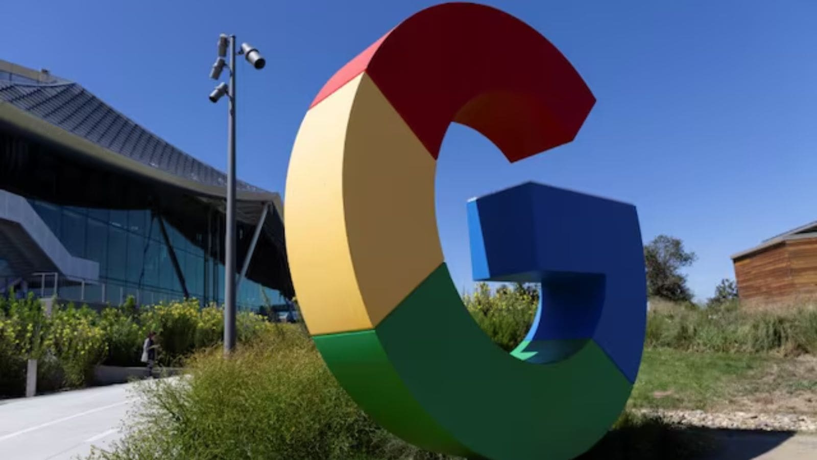Google judge mulls softer remedies in US search antitrust case