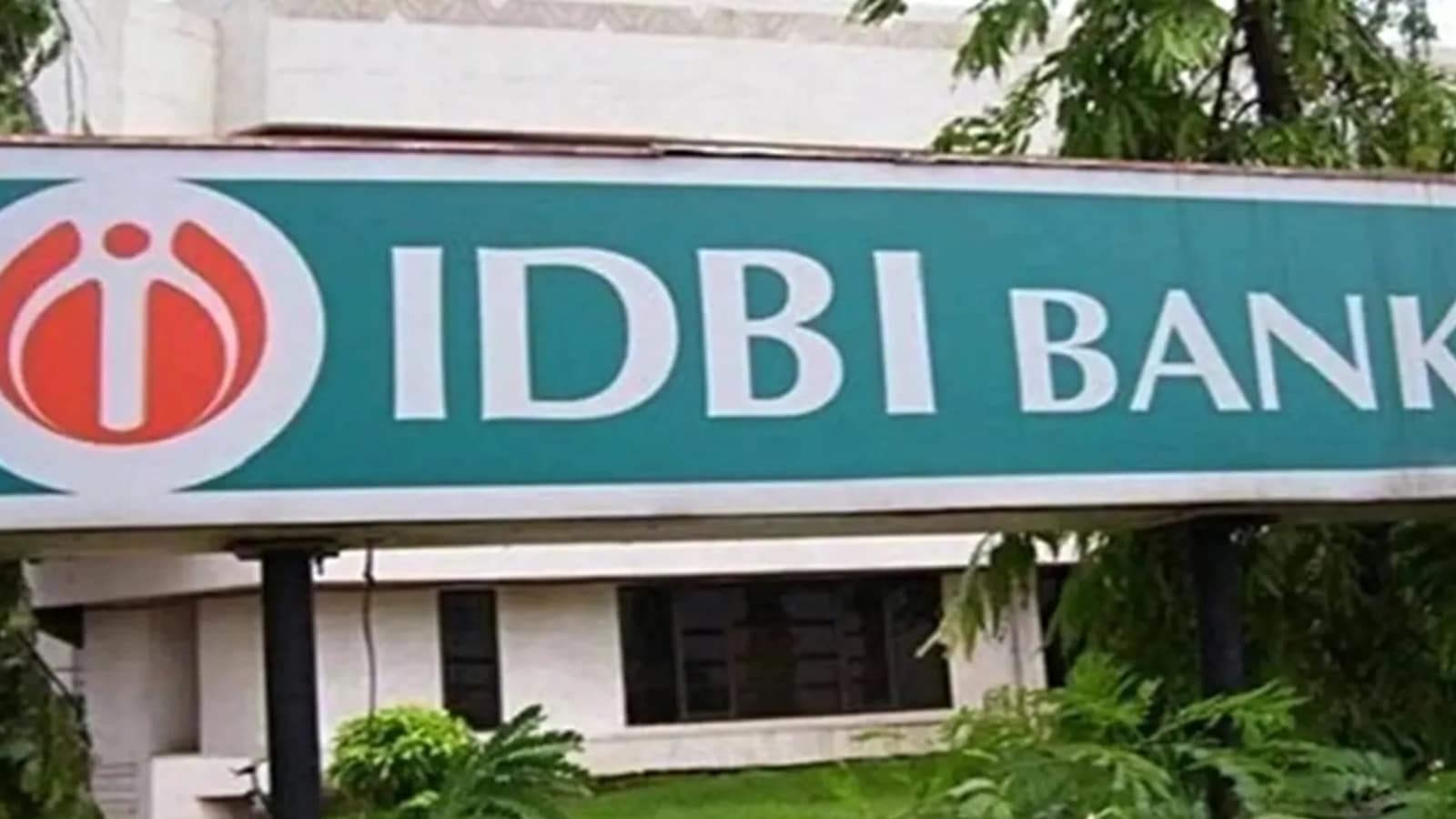 IDBI Bank agrees to deposit over Rs 75 lakh shares in NRI woman' account over 2019 demat fraud