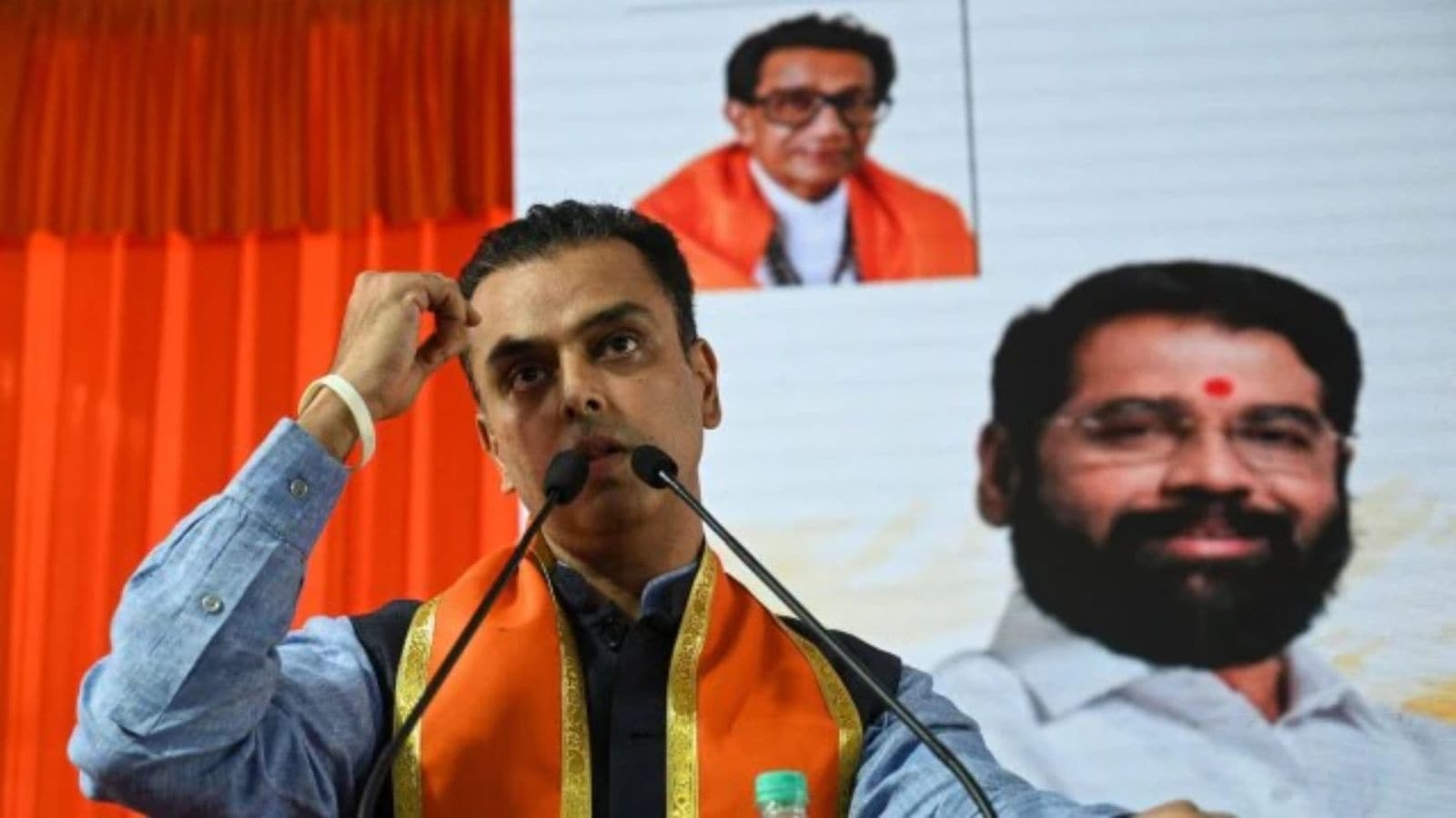 ‘Part-time politics won't work in Maharashtra': Milind Deora slams Thackeray family over vacationing abroad during crisis