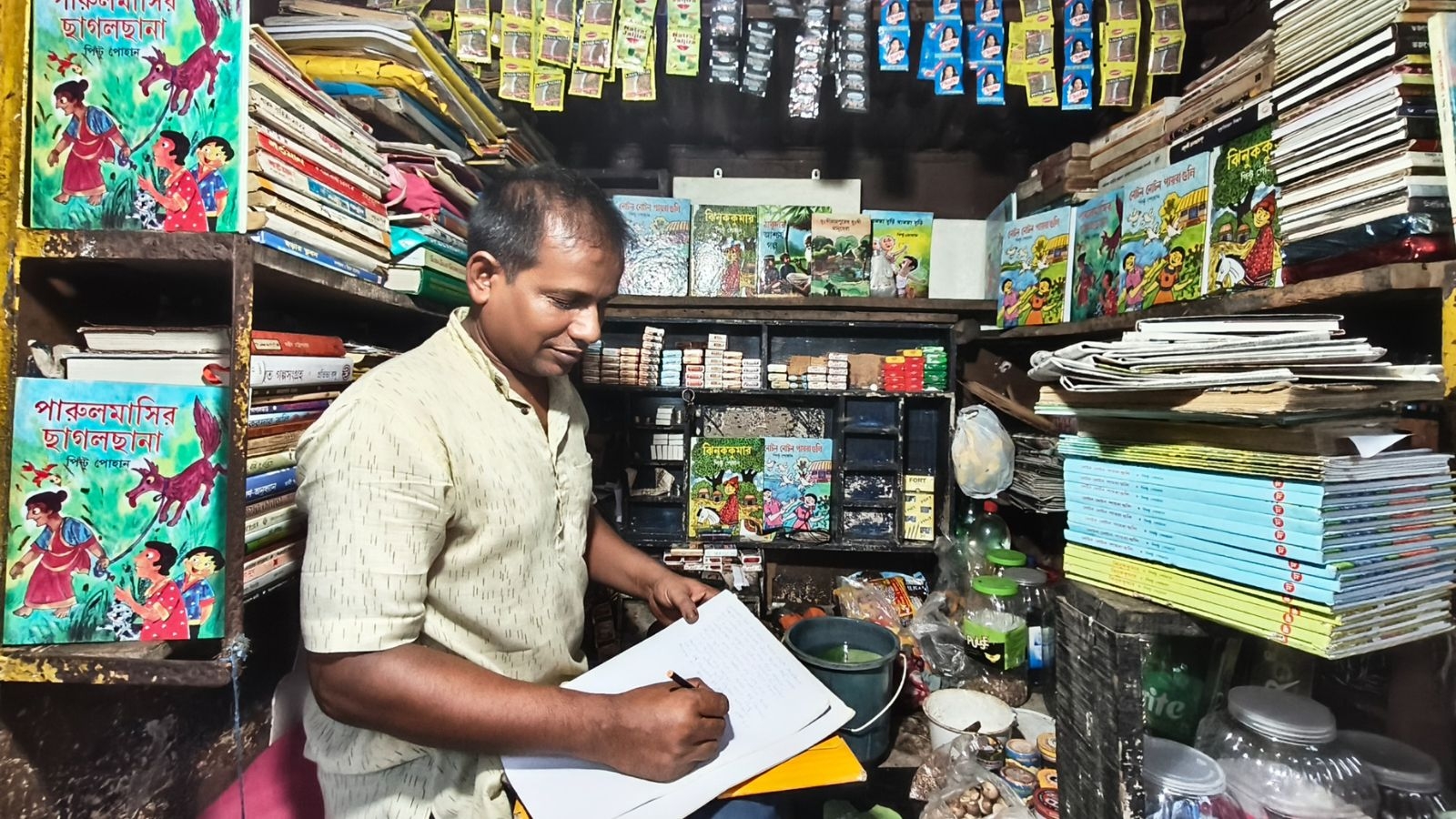 ‘My paan shop is also my writing desk': Meet Pintu Pohan, Bengali author of over 200 works