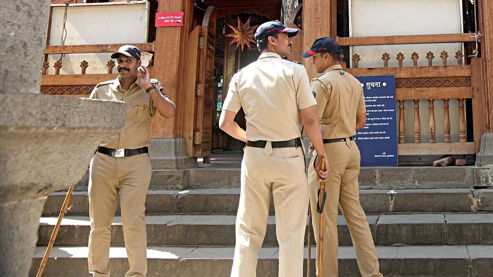 Pune police arrest fake woman lawyer for cheating senior citizen of nearly Rs 6 lakh