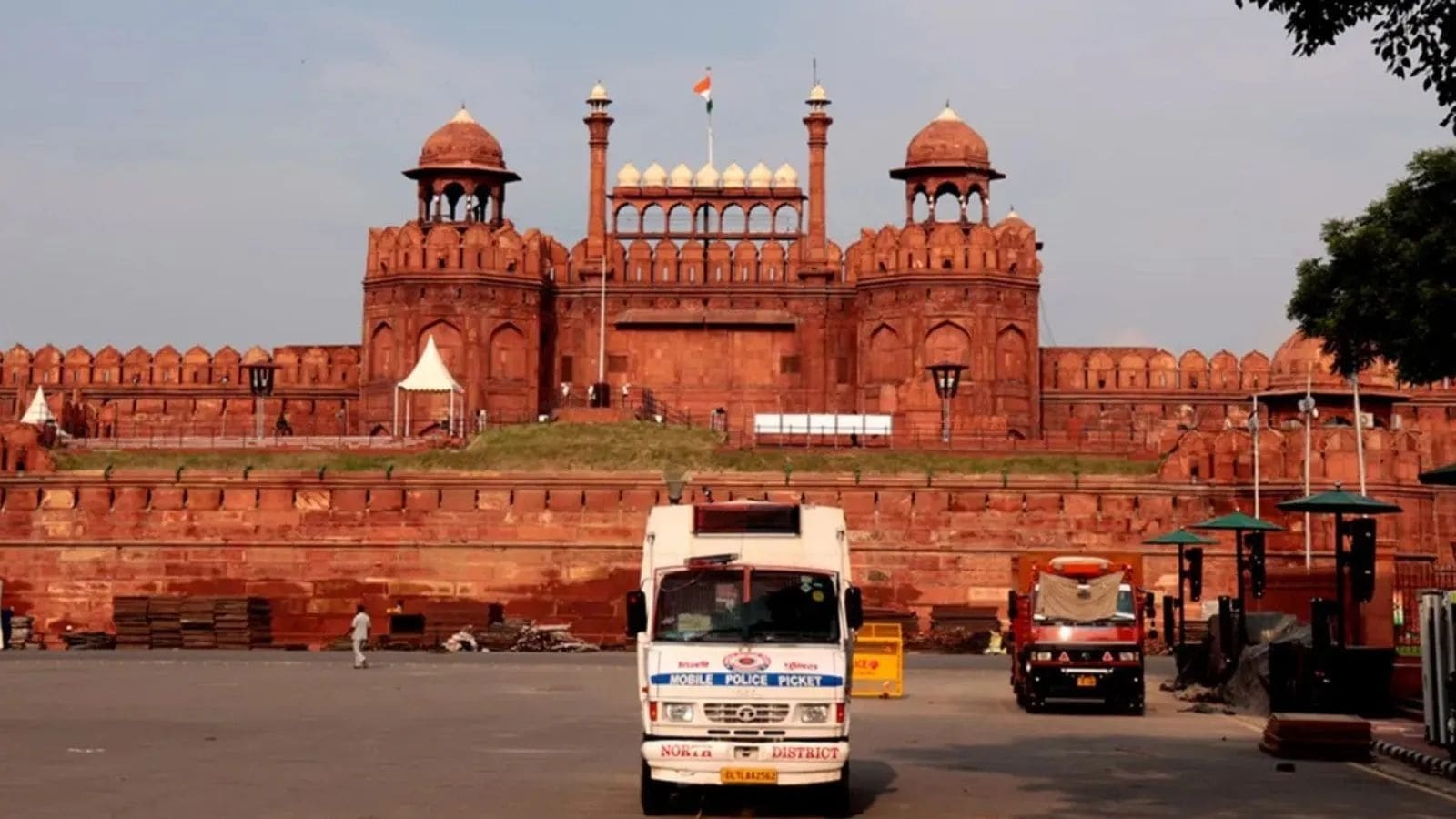 Supreme Court junks plea of woman claiming possession of iconic Red Fort