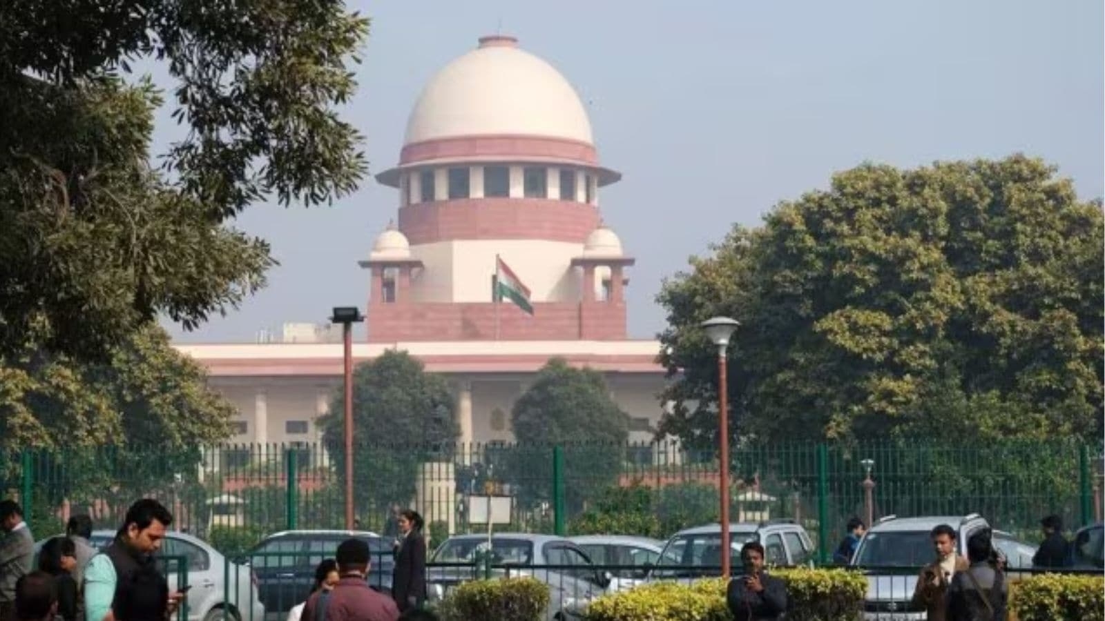 SC allows TN to appoint priests in non-Agama temples in state