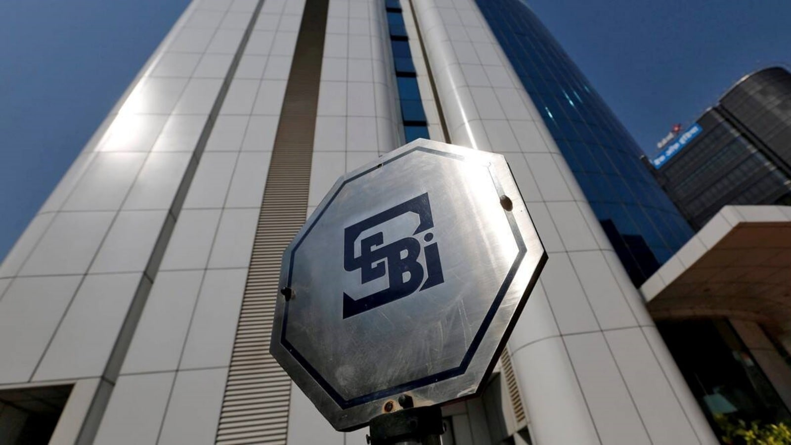 SEBI bans former IndusInd Bank CEO Sumant Kathpalia, four others from markets