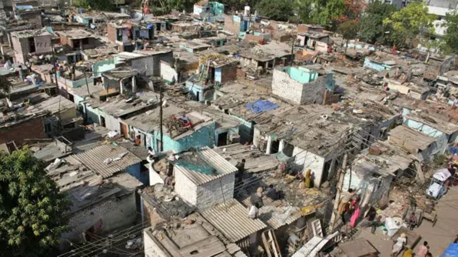 BMC asks slum dwellers in landslide-prone areas to shift to safer locations