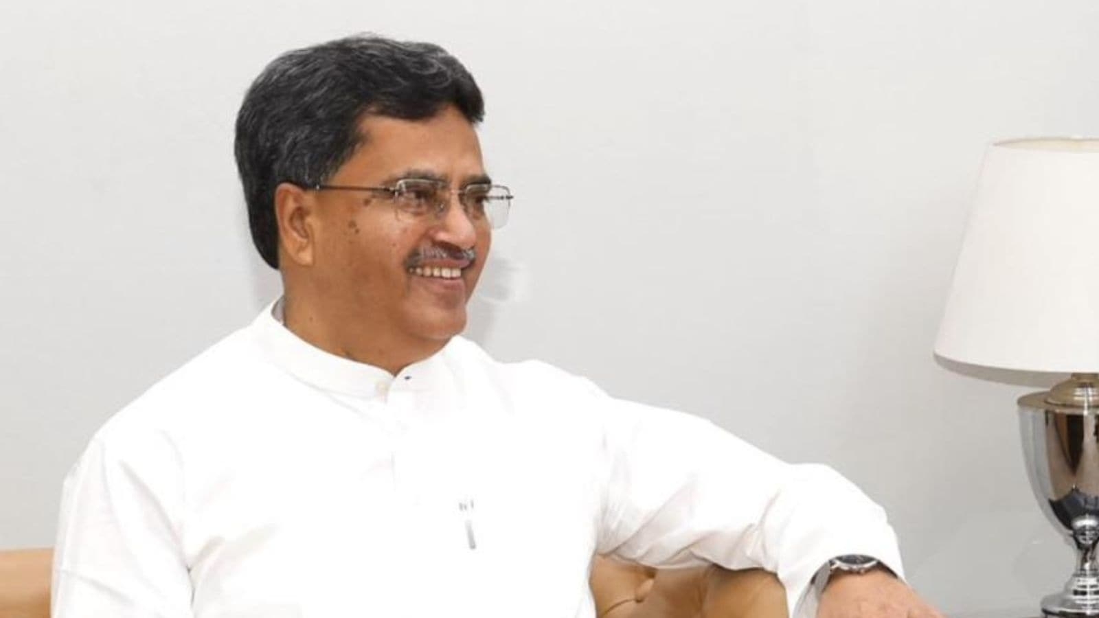 AAI team visits Tripura CM Manik Saha, holds discussions to revive defunct Kailashahar airport
