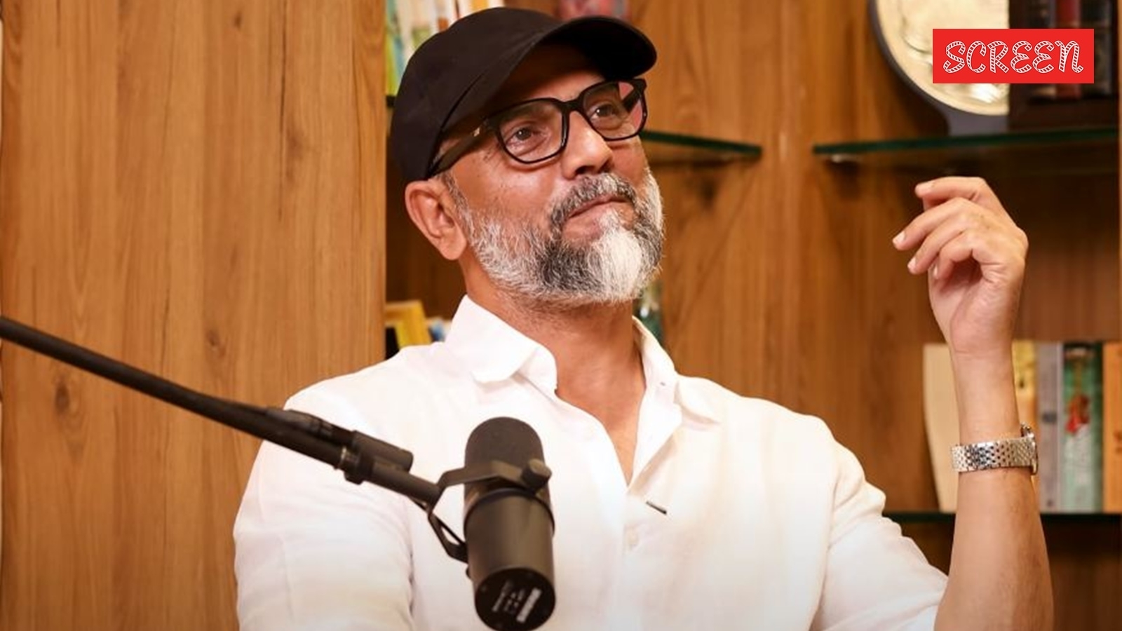 Director of Rs 800 crore blockbuster used to sell eggs outside a bar when he was 6; washed toilets, had a vadapao stand, swept floors of film studio