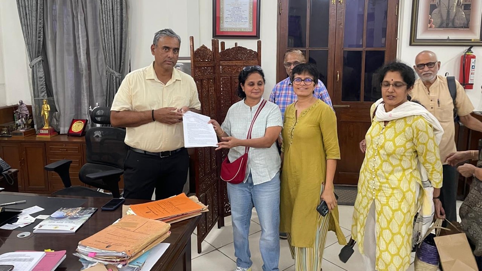 Residents of Bengaluru's Indiranagar oppose conversion of Victory Ground into enclosed stadium