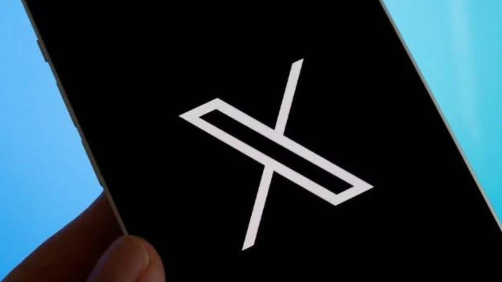 Musk says he'll resume working '24/7′ at his companies, X outage mostly restored