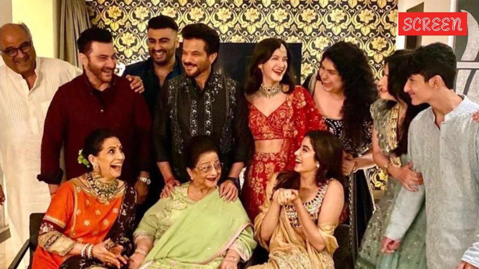Boney Kapoor remembers late mother Nirmal Kapoor with an emotional note; Sonam Kapoor, Anil Kapoor attend tehrvi: ‘No one will ever love you like she did'