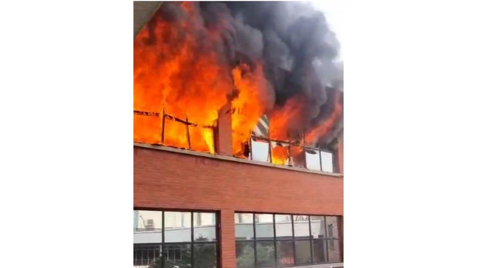 Massive fire at Guru Gobind Singh College of Commerce in Delhi's Pitampura