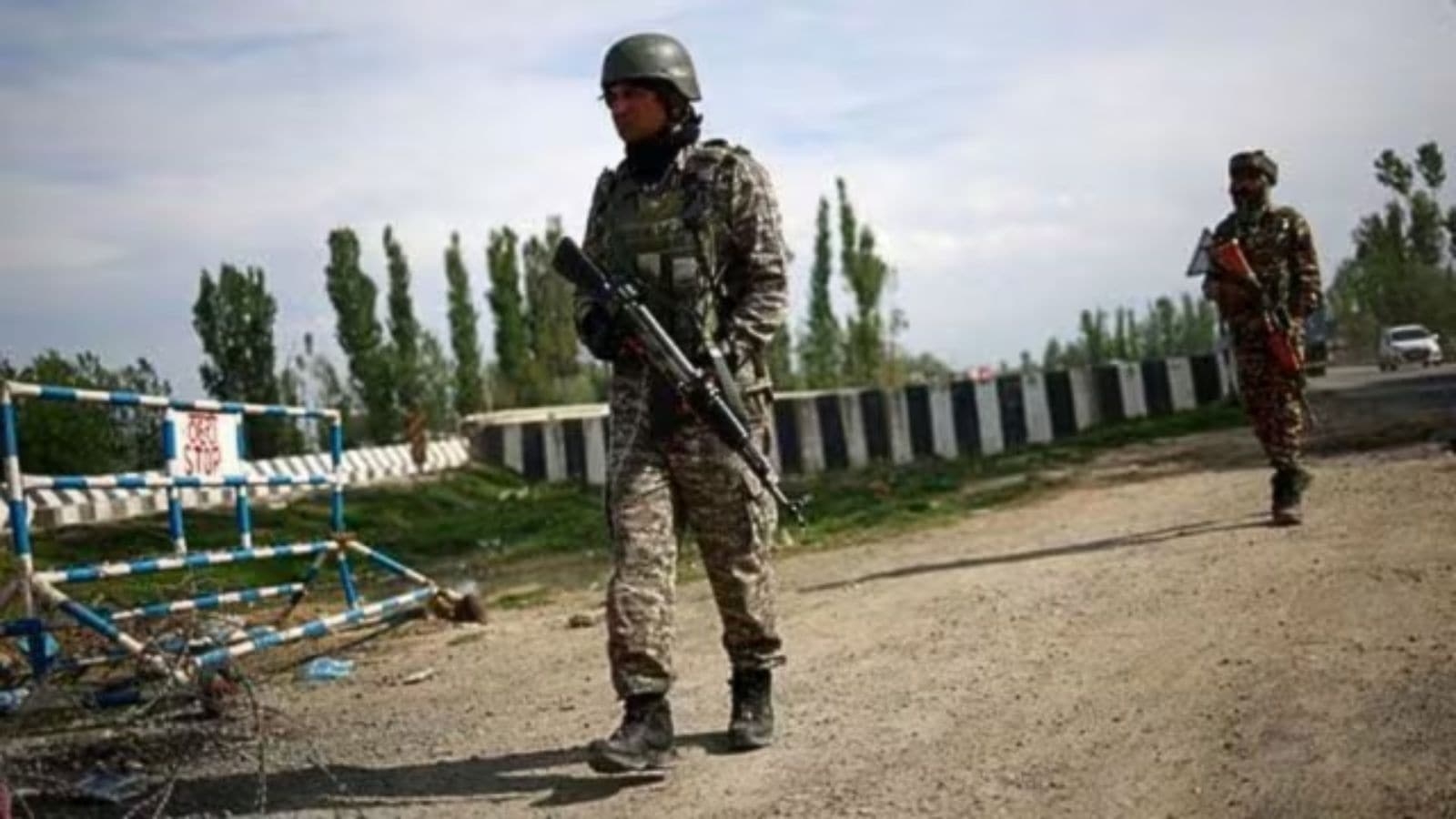Coordinated searches at multiple locations across Kashmir as post-Pahalgam terror crackdown continues