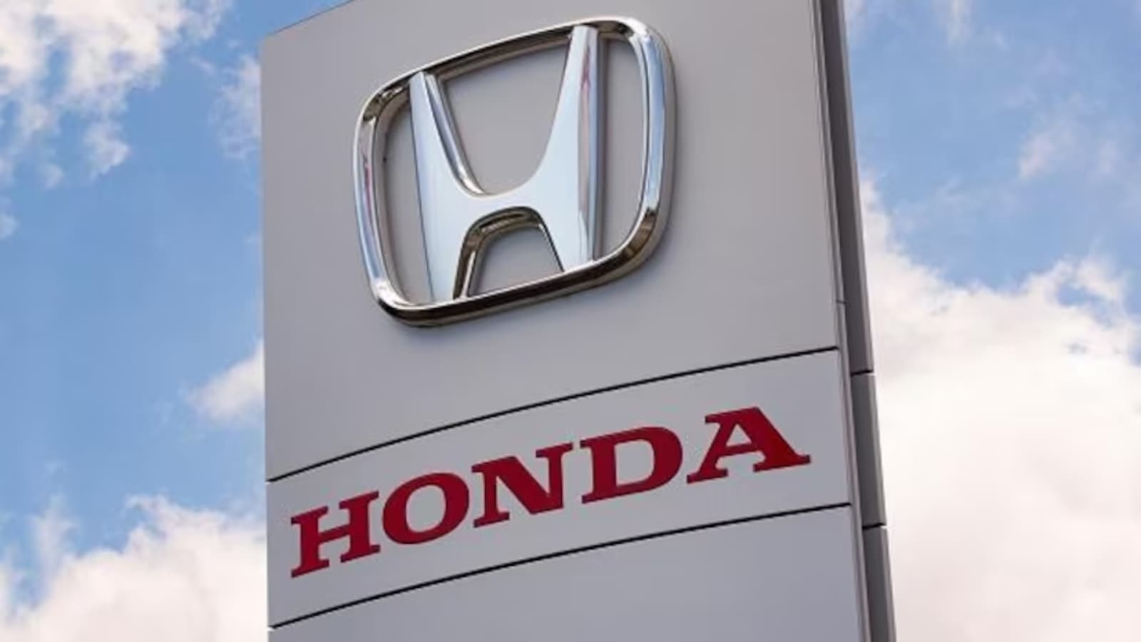 Hybrids vs EVs: Honda's pivot to hybrids is now part of a growing trend