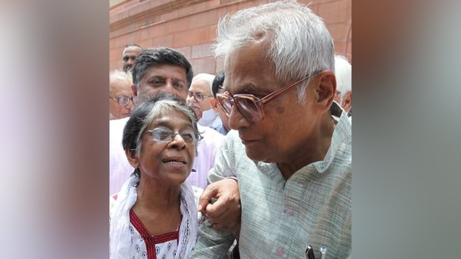 Leila Kabir, wife of late socialist leader George Fernandes, passes away at 88
