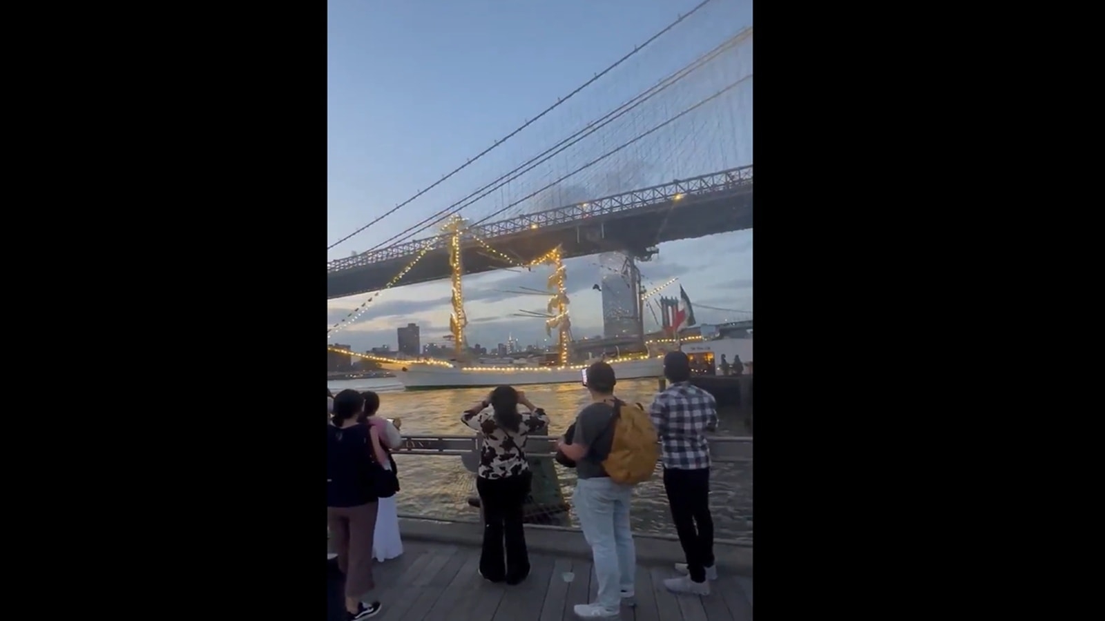 Watch: Moment when Mexican Navy's training ship crashed into Brooklyn Bridge