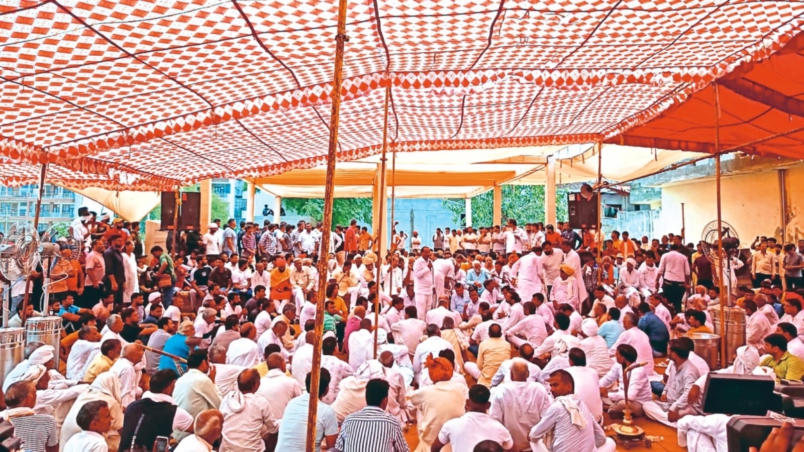 Madhya Pradesh official embezzled Rs 13 crore meant for Swachh Bharat scheme: Probe