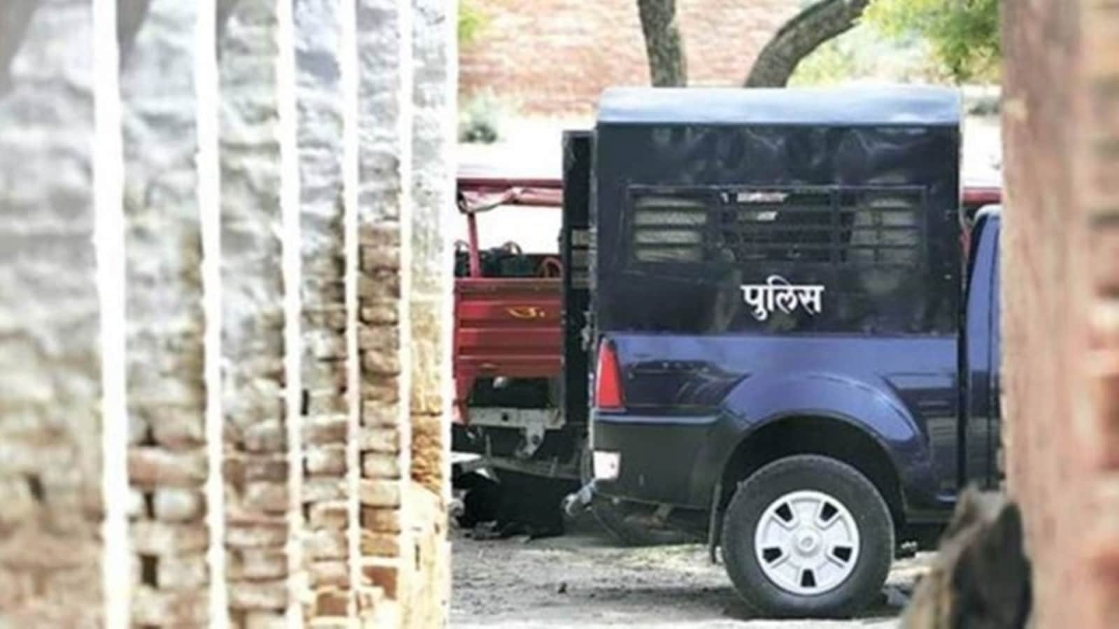 Noida police constable shot dead, another cop injured during raid in Ghaziabad to arrest wanted man
