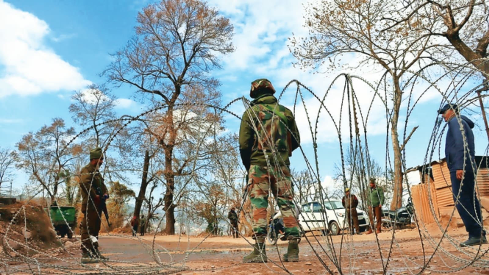 J&K cop, whose deportation HC stayed, returns to Poonch