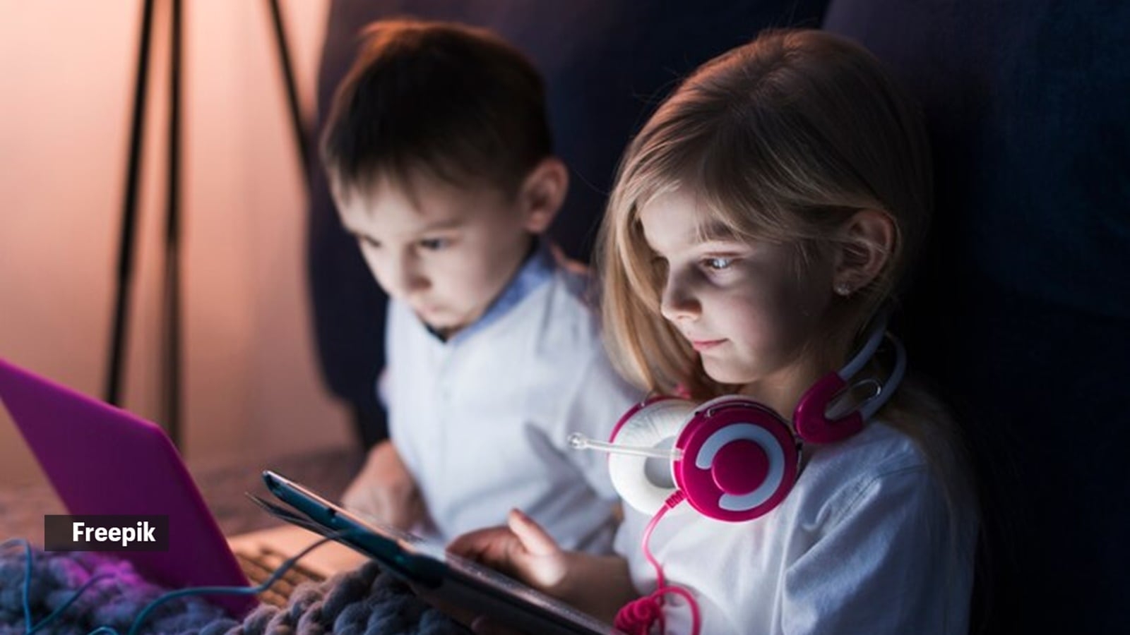 Real risk to youth mental health is ‘addictive use,' not screen time alone, study finds