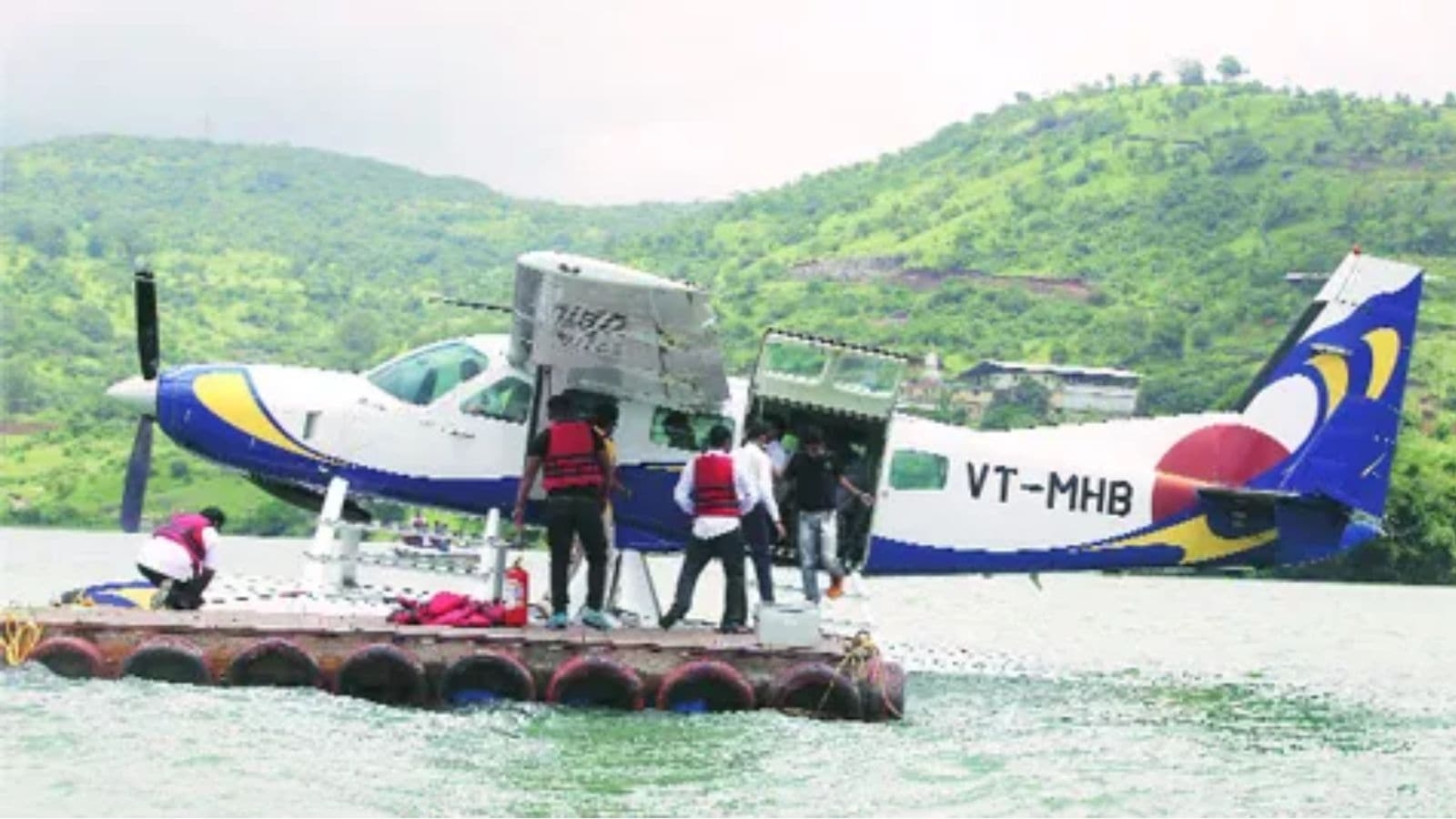 After decade-long hiatus, Maharashtra to relaunch seaplane tourism services