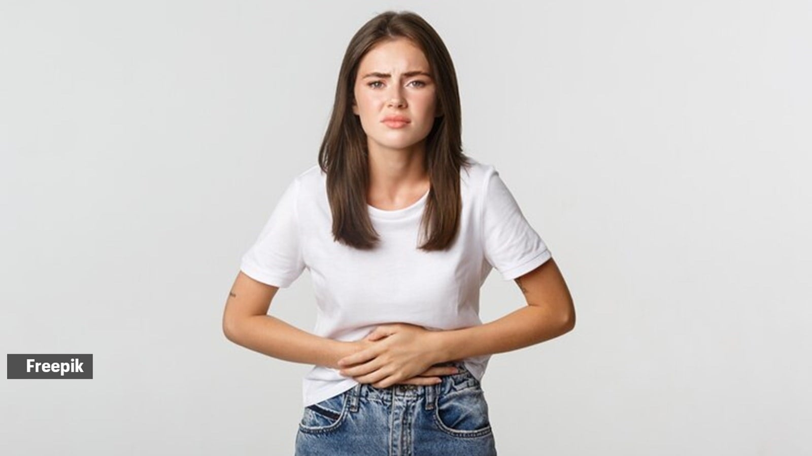 Try doing this expert-approved gut test after meals to find out if you're eating right