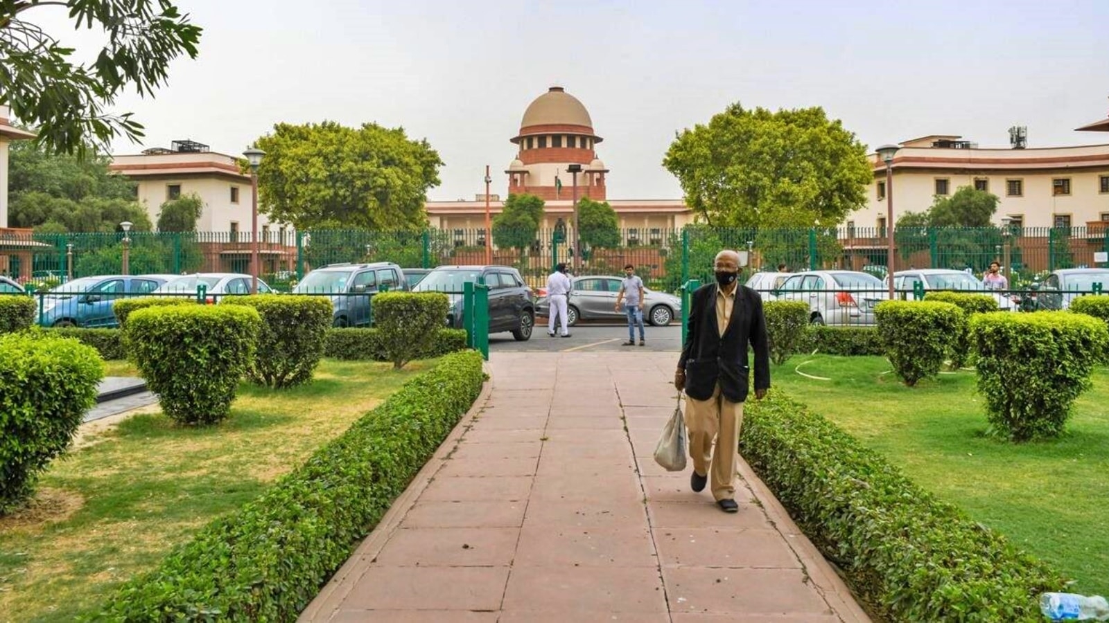 Supreme Court initiates contempt against YouTuber for defamatory remarks on judge