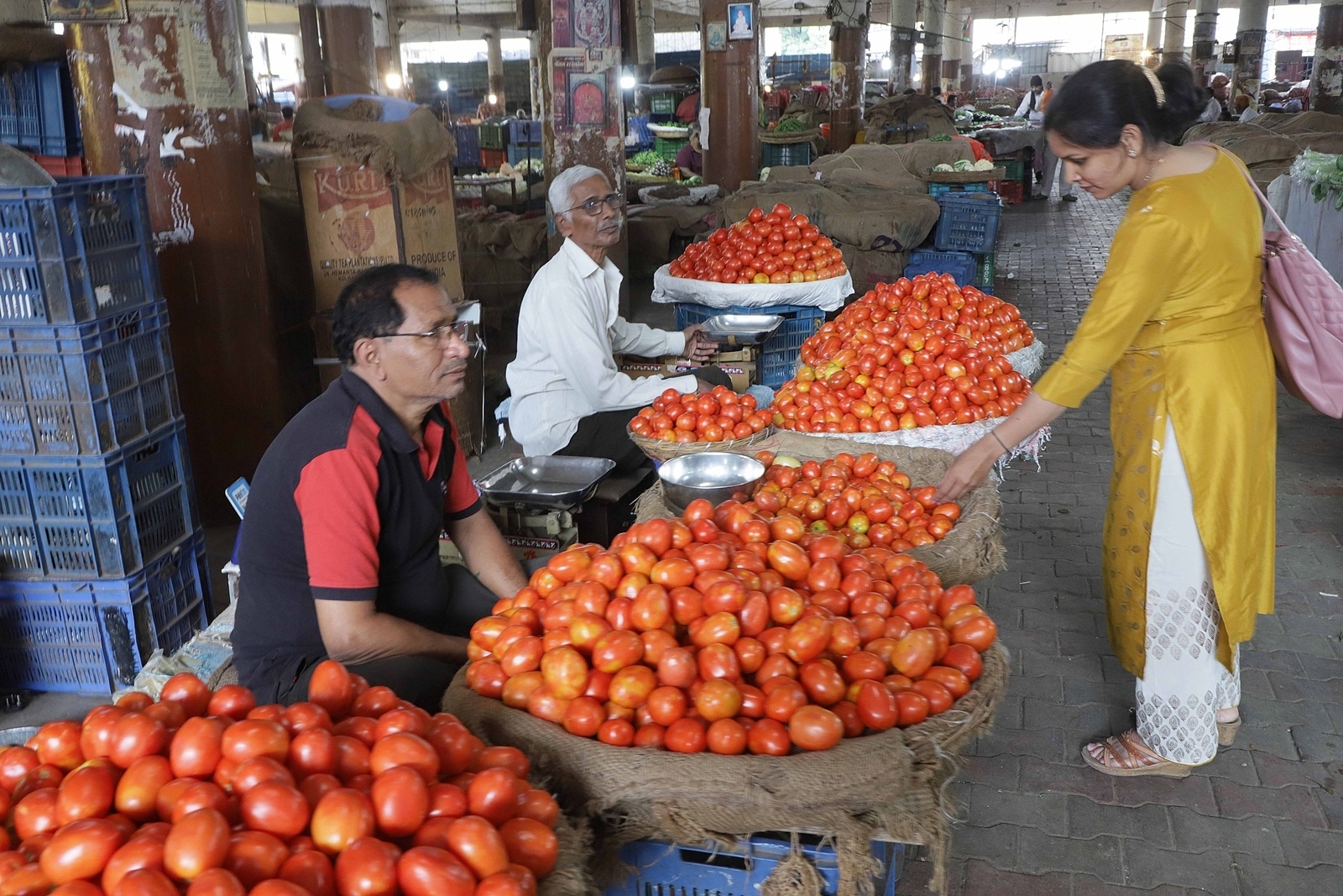 Here's how the early onset of monsoon could drive up tomato prices