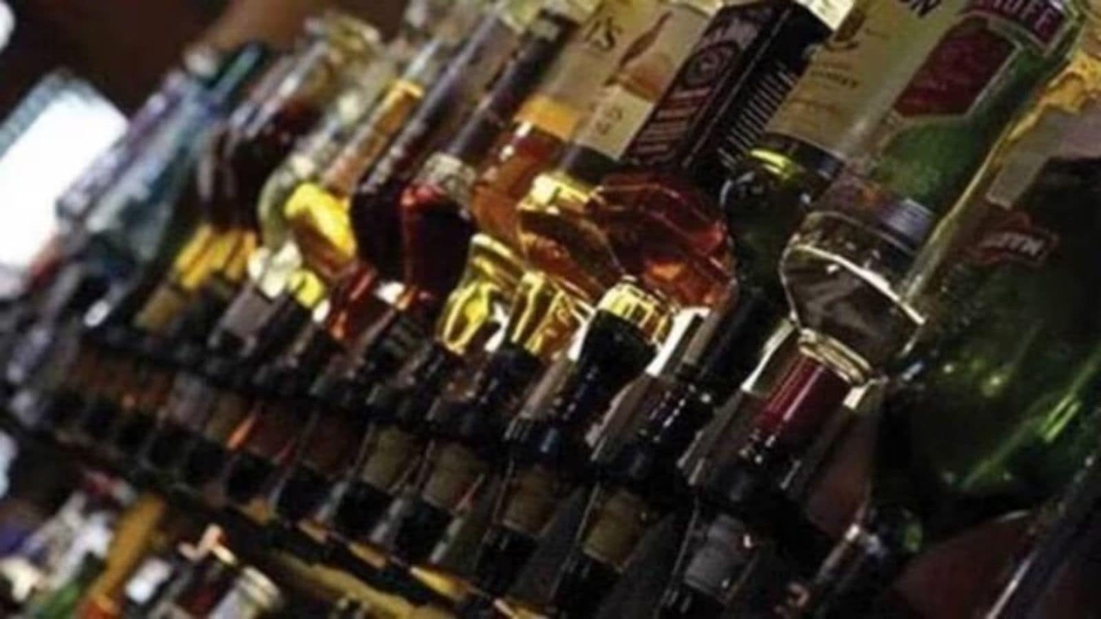 Alcohol industry asks Maharashtra govt to rethink excise duty hike, calls for deliberations