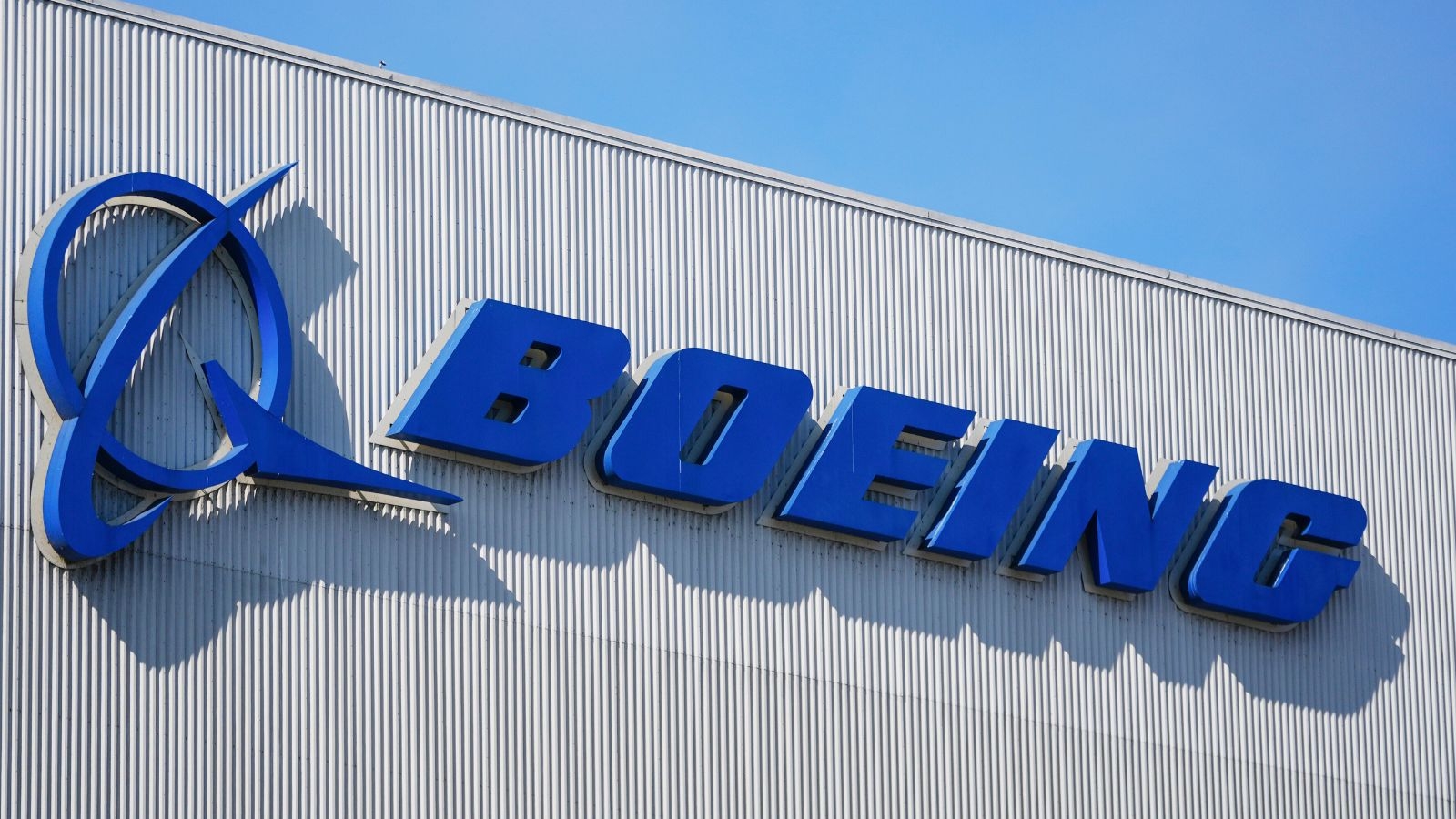 Boeing to pay over $1 billion to avoid criminal trial in 737 Max crash cases