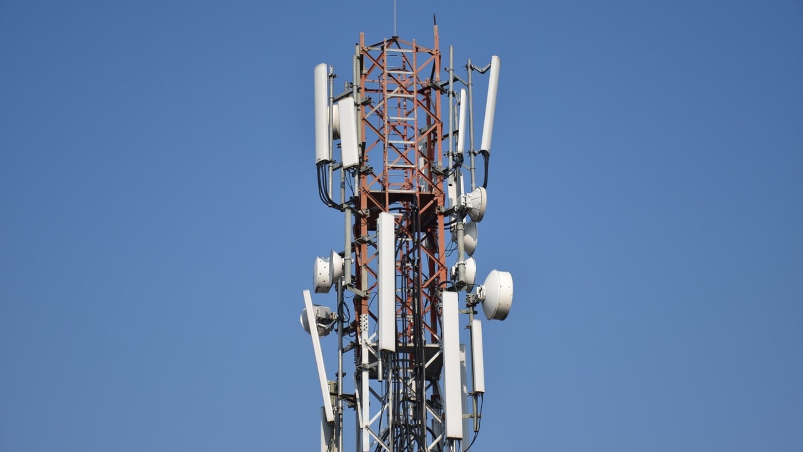 Android 16 will warn if you are connected to a fake ‘Stingray' cell tower