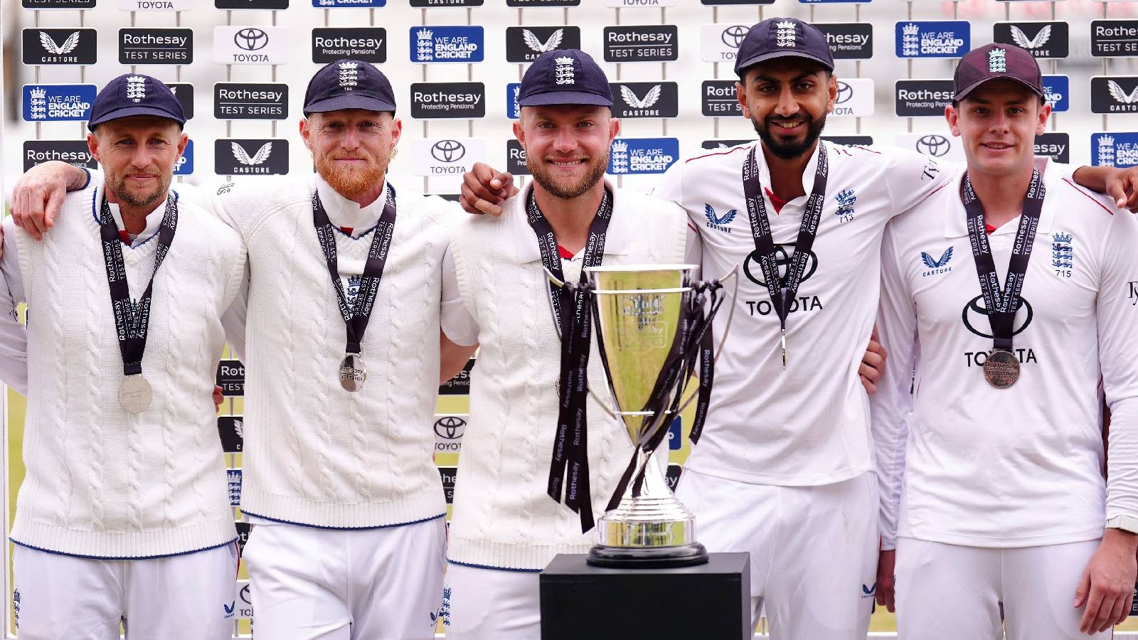 England vs India: Hosts' squad for first Test looks light on bowling, providing some relief to new-look India
