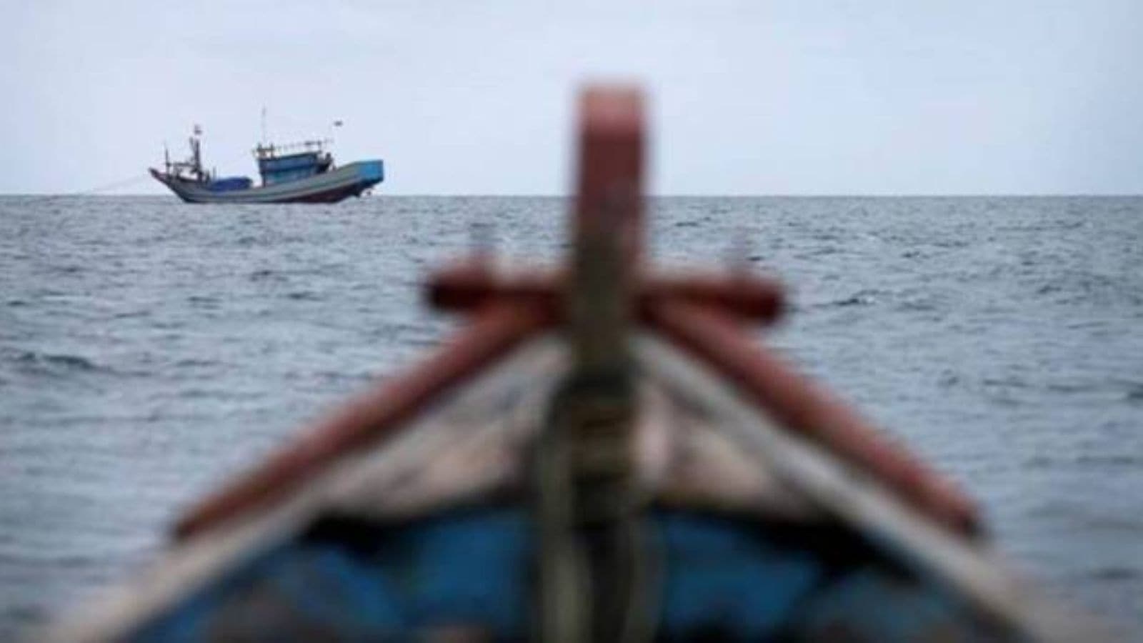 Sri Lankan Navy arrests 8 Indian fishermen for alleged illegal fishing